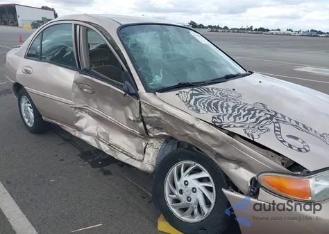 1998 Ford Escort Se z USA, uszkodzony, nr VIN 1FALP13P1WW112910